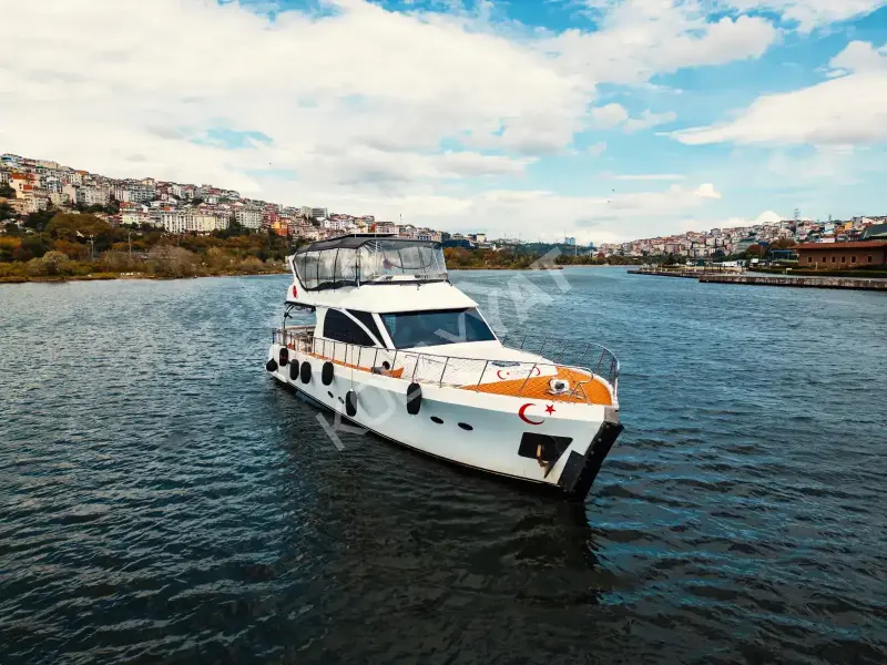 #1035 - Azimut 18m للإيجار يخت بمحرك