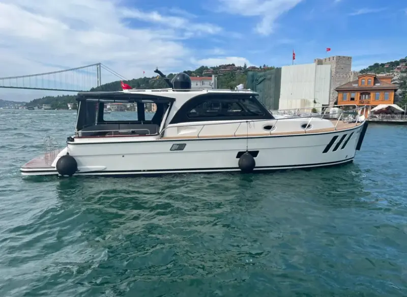 #1171 - Özel Yapım 12m للإيجار يخت بمحرك