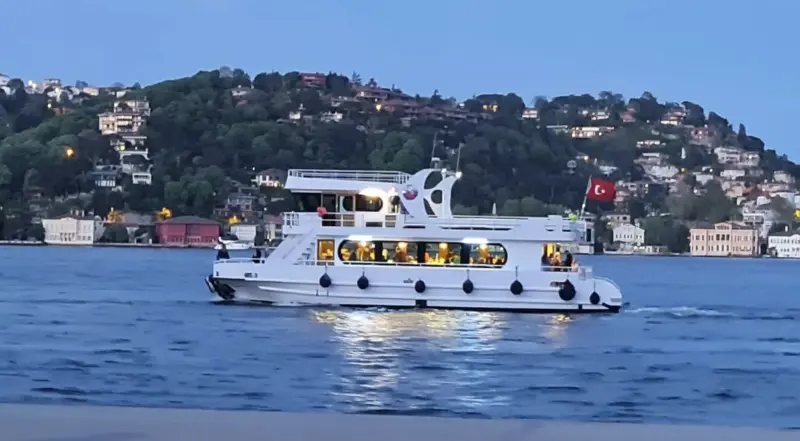 #1297 - Özel Yapım 20m للإيجار قارب ترفيهي